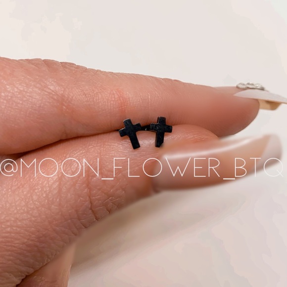 16g Tiny Black Cross Flat Back Earrings - Picture 3 of 5